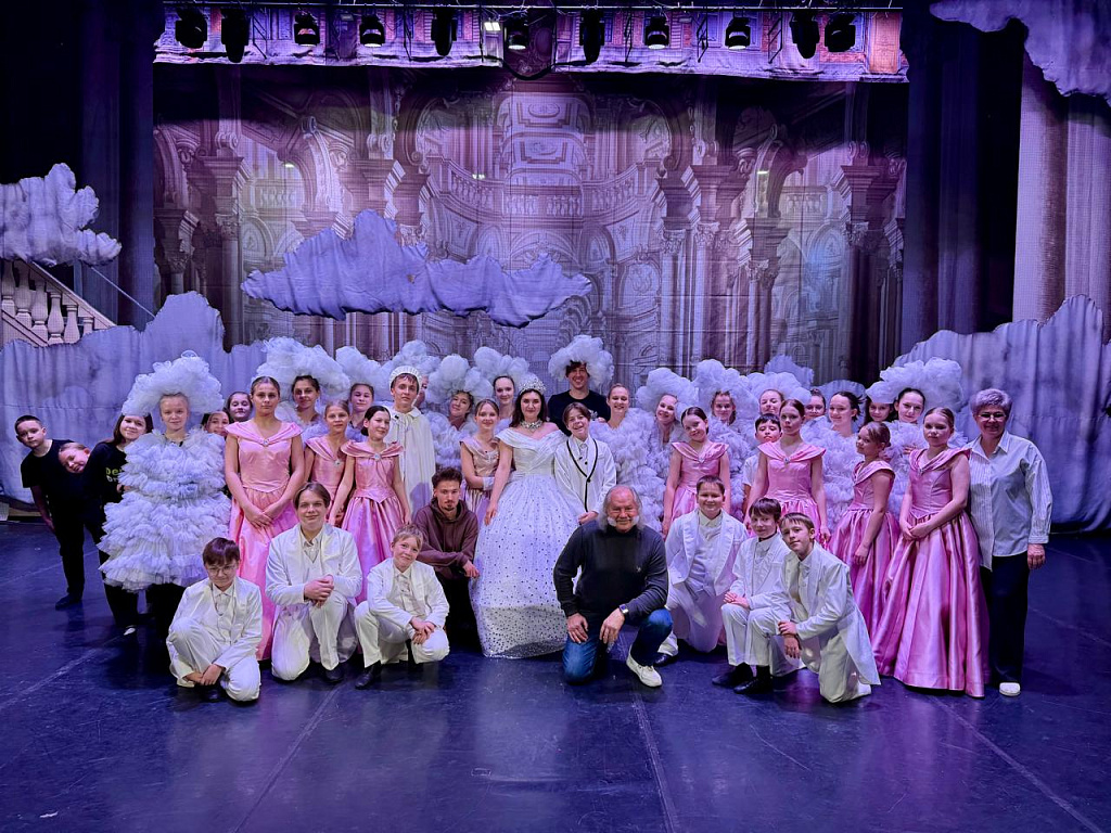 Хоровая программа с солистом